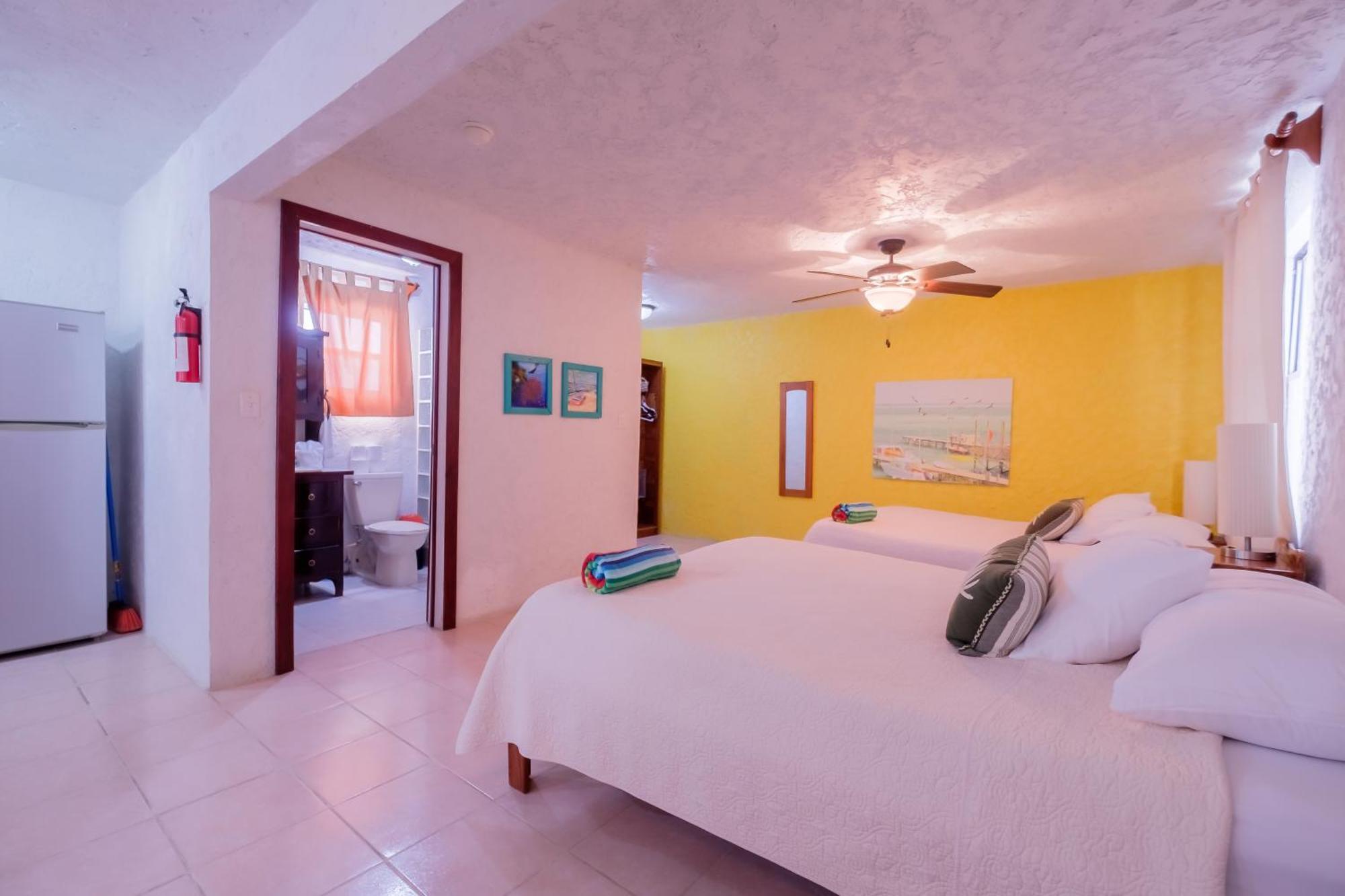 Seven Seas Resort Adults Only ซานเปโดร ภายนอก รูปภาพ
